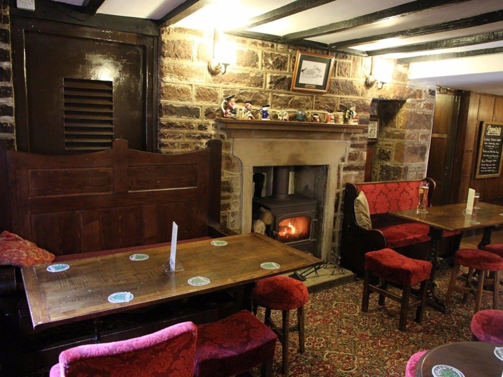 The Jug And Glass Inn Matlock  Ngoại thất bức ảnh